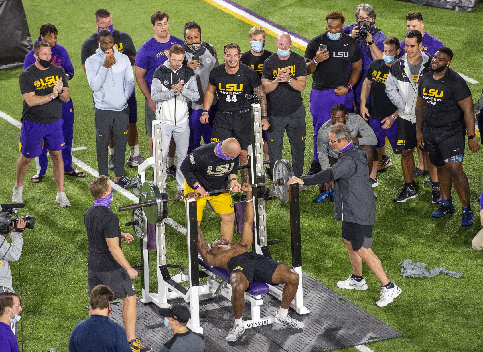 BR.lsuproday.040121 1083 bf.jpg